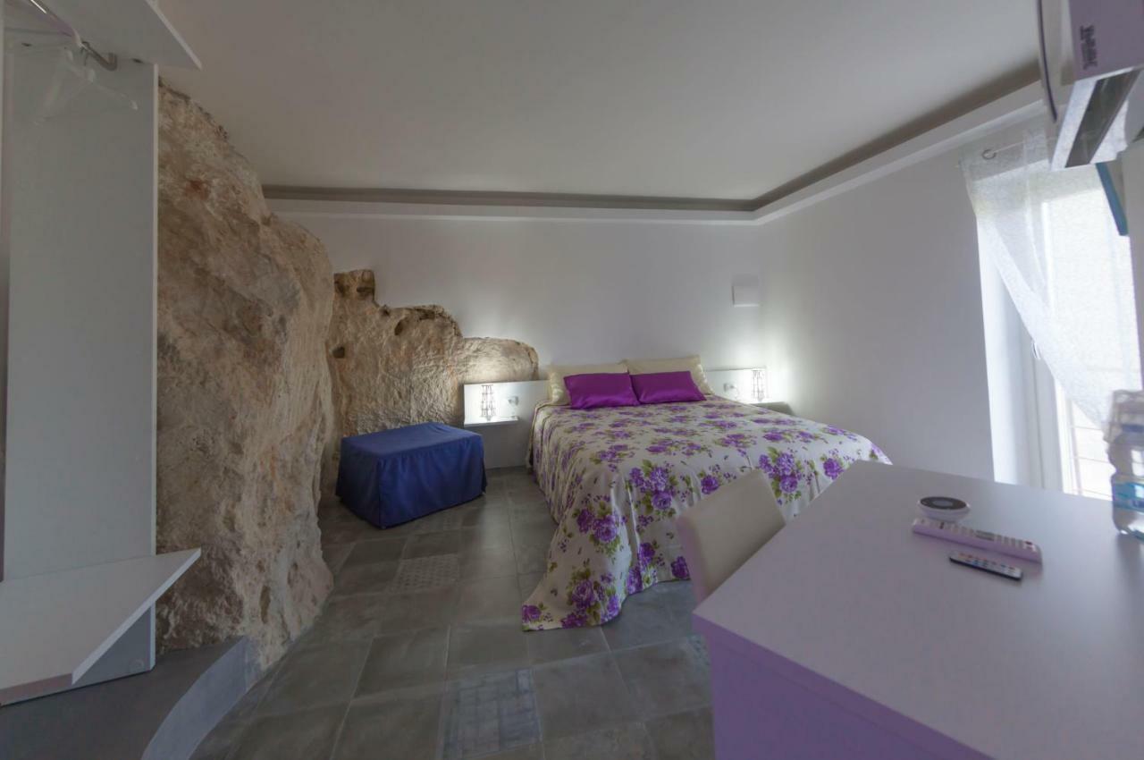 Terrazza Santa Barbara Hotel Matera Exterior photo